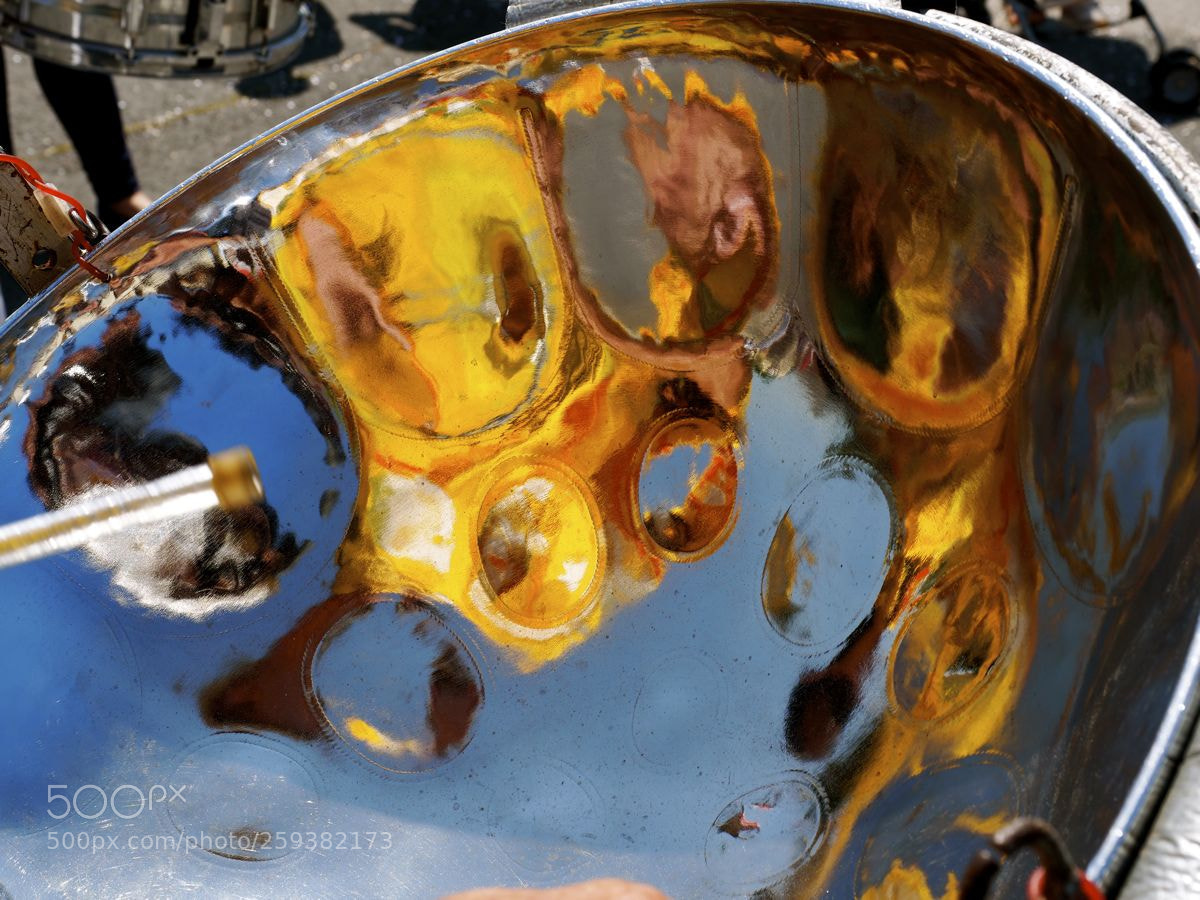 Olympus OM-D E-M5 II sample photo. Steel drum photography