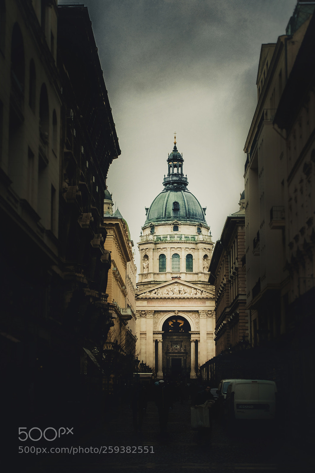 Canon EOS 1200D (EOS Rebel T5 / EOS Kiss X70 / EOS Hi) sample photo. St. stephen's basilica photography