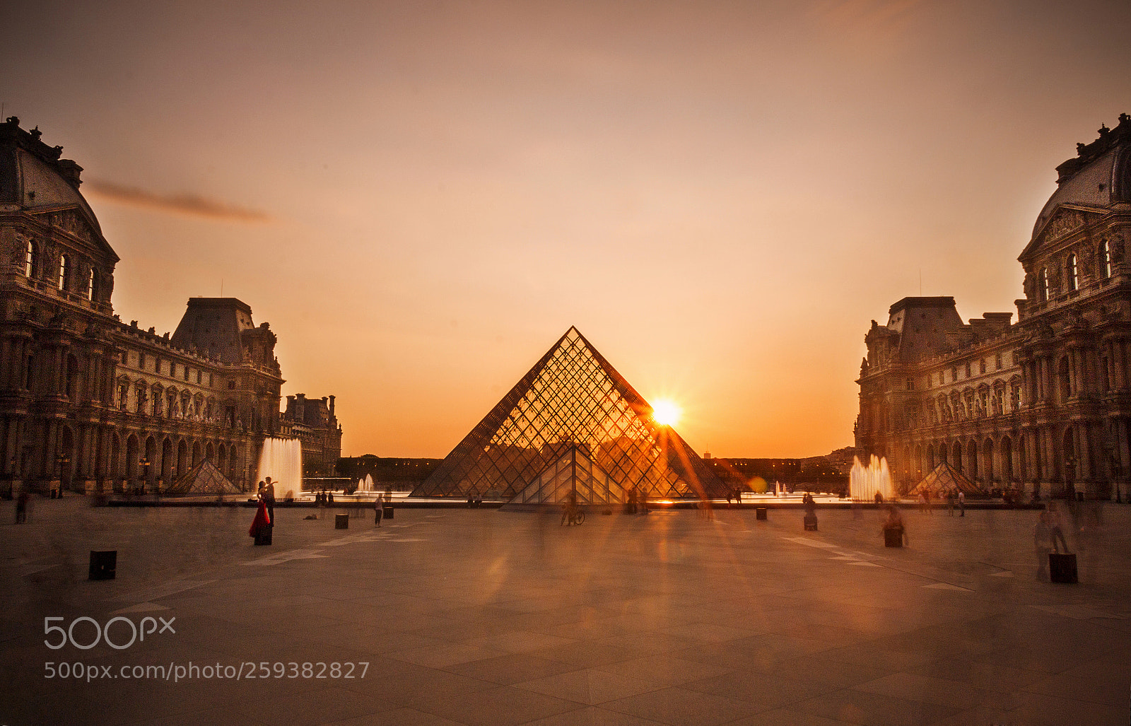 Canon EOS 70D sample photo. Louvre love ! photography