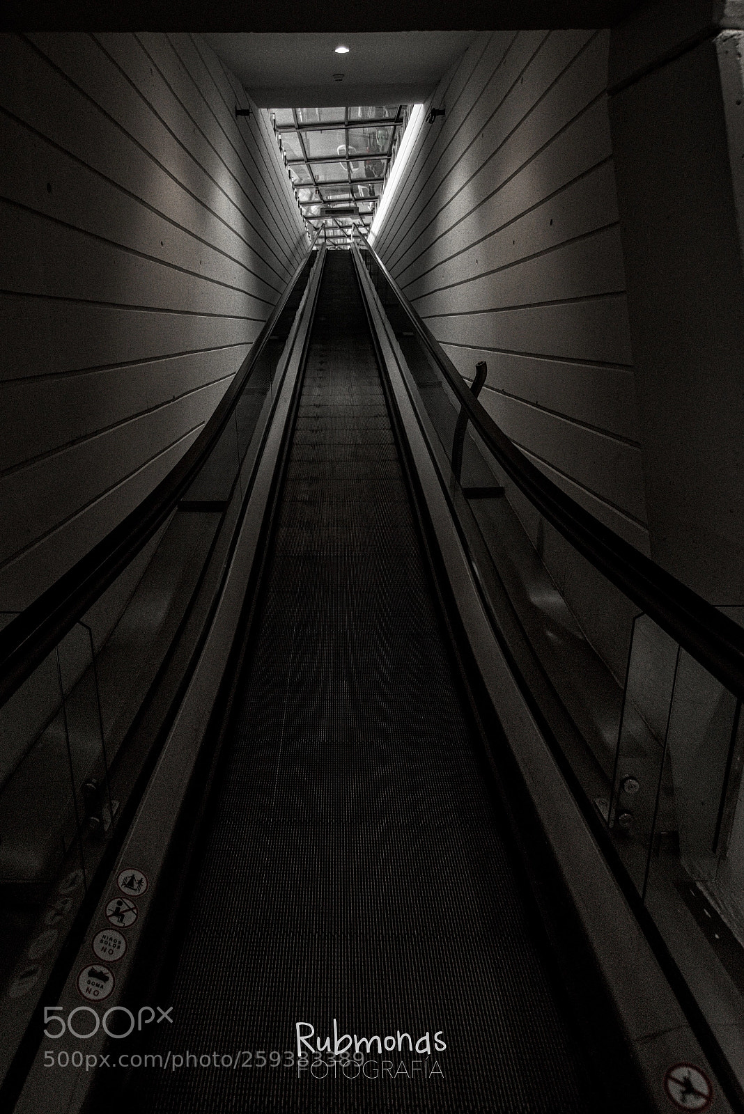 Nikon D750 sample photo. Escalera 10 photography