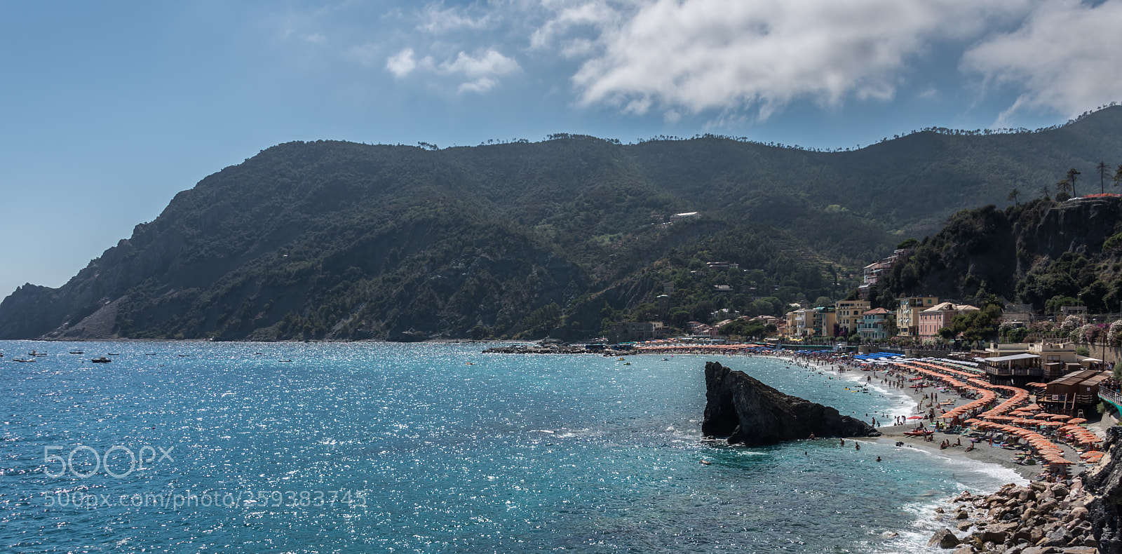 Nikon D750 sample photo. Monterosso beaches photography