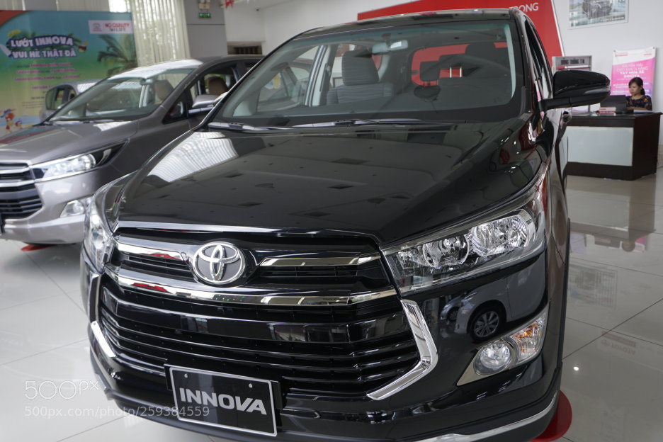 Sony a6300 sample photo. B n xe toyota photography