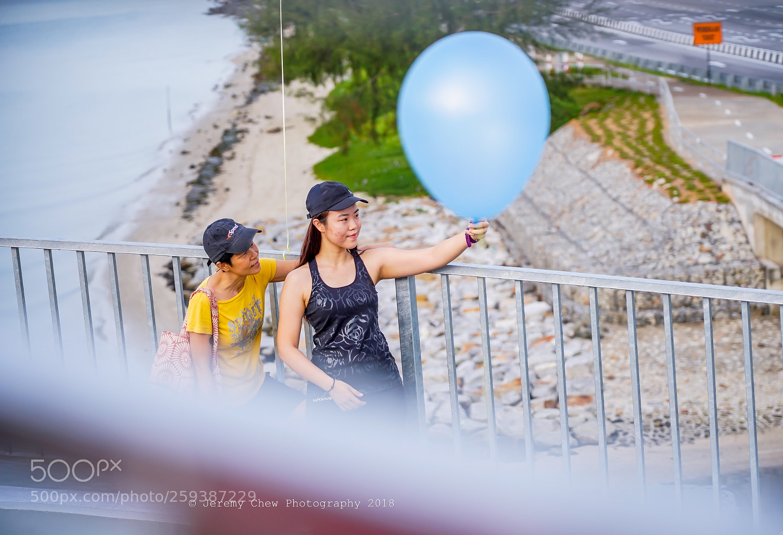 Sony a7 III sample photo. How big a balloon photography