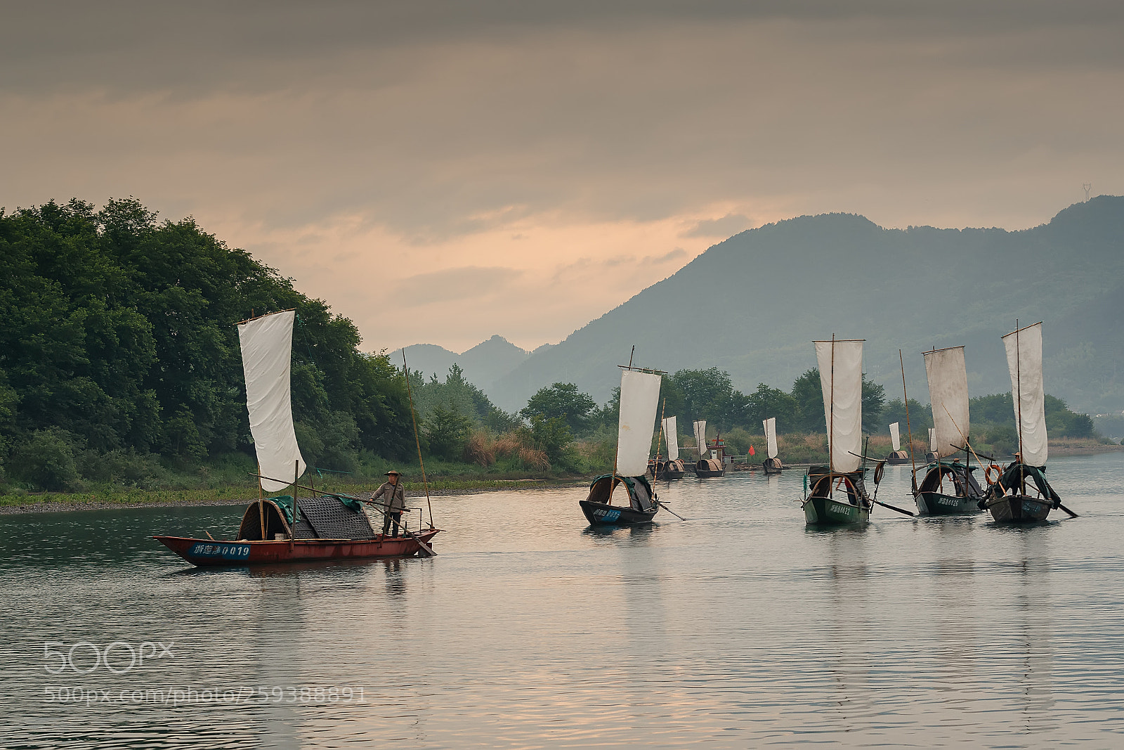 Canon EOS-1D X Mark II sample photo. Fishermen. lishui, china. photography
