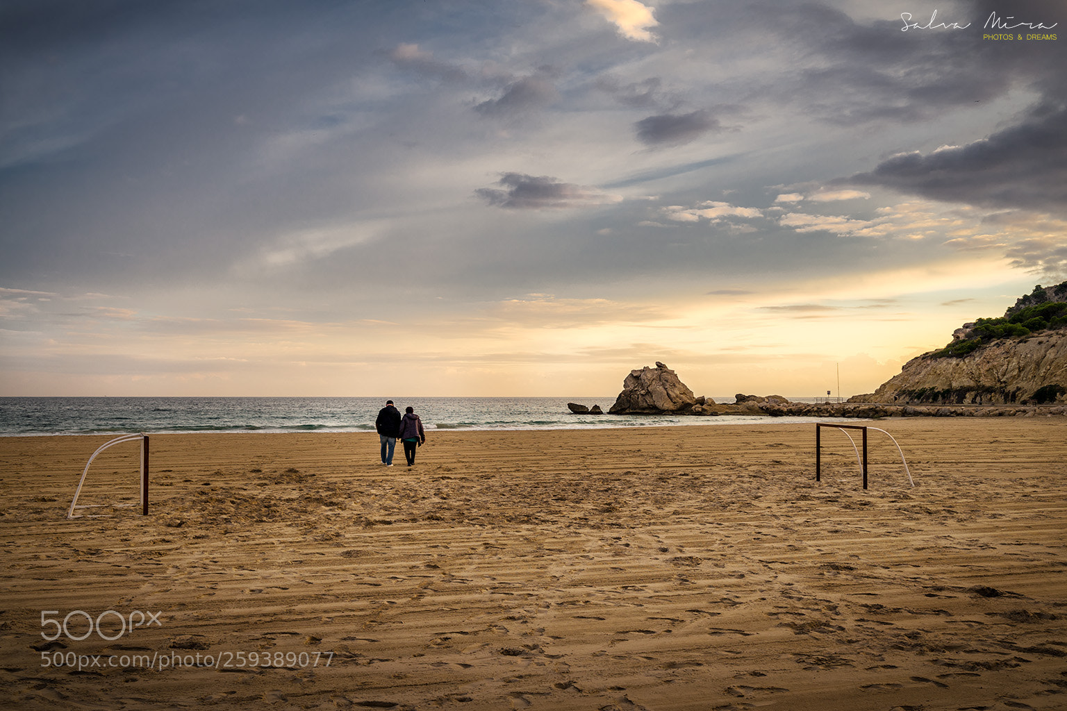 Sony a7 II sample photo. Un passeig al capvespre photography