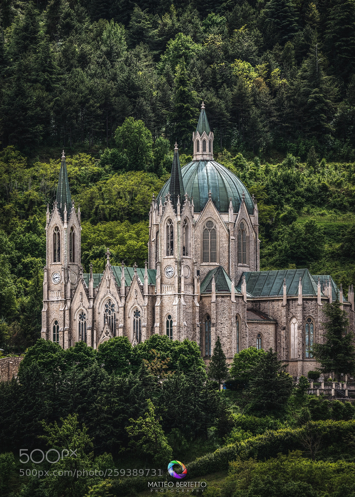Sony a7R II sample photo. Basilica di castelpetroso photography