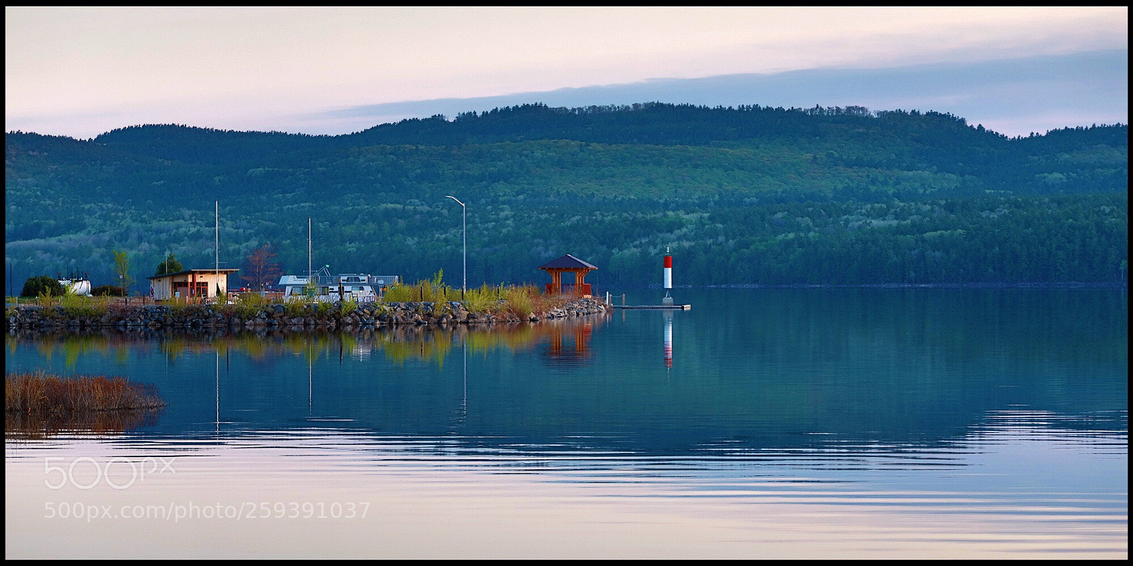 Canon EOS 6D Mark II sample photo. Reflection photography