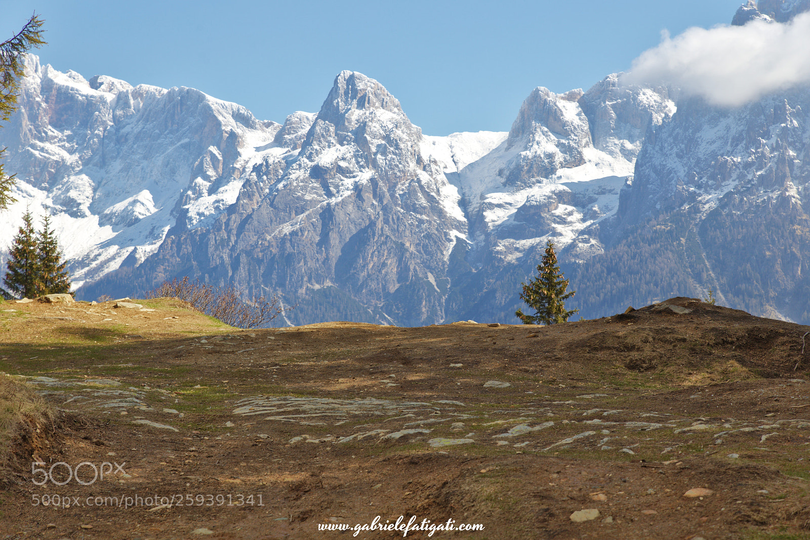 Canon EOS 6D sample photo. The mountain appears photography