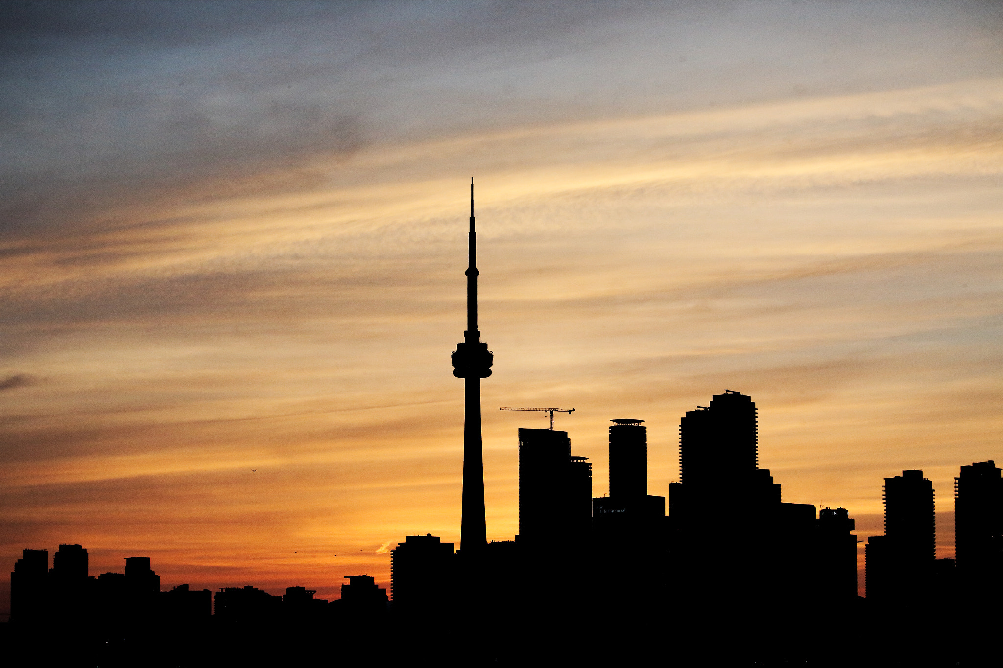 Canon EOS 1200D (EOS Rebel T5 / EOS Kiss X70 / EOS Hi) sample photo. Toronto at dusk photography