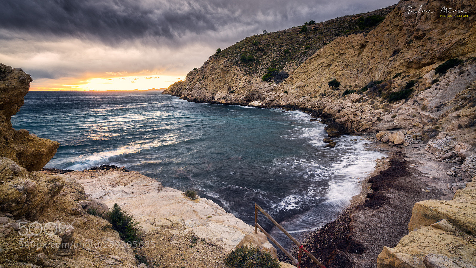 Sony a7 II sample photo. Capvespre en la cala photography