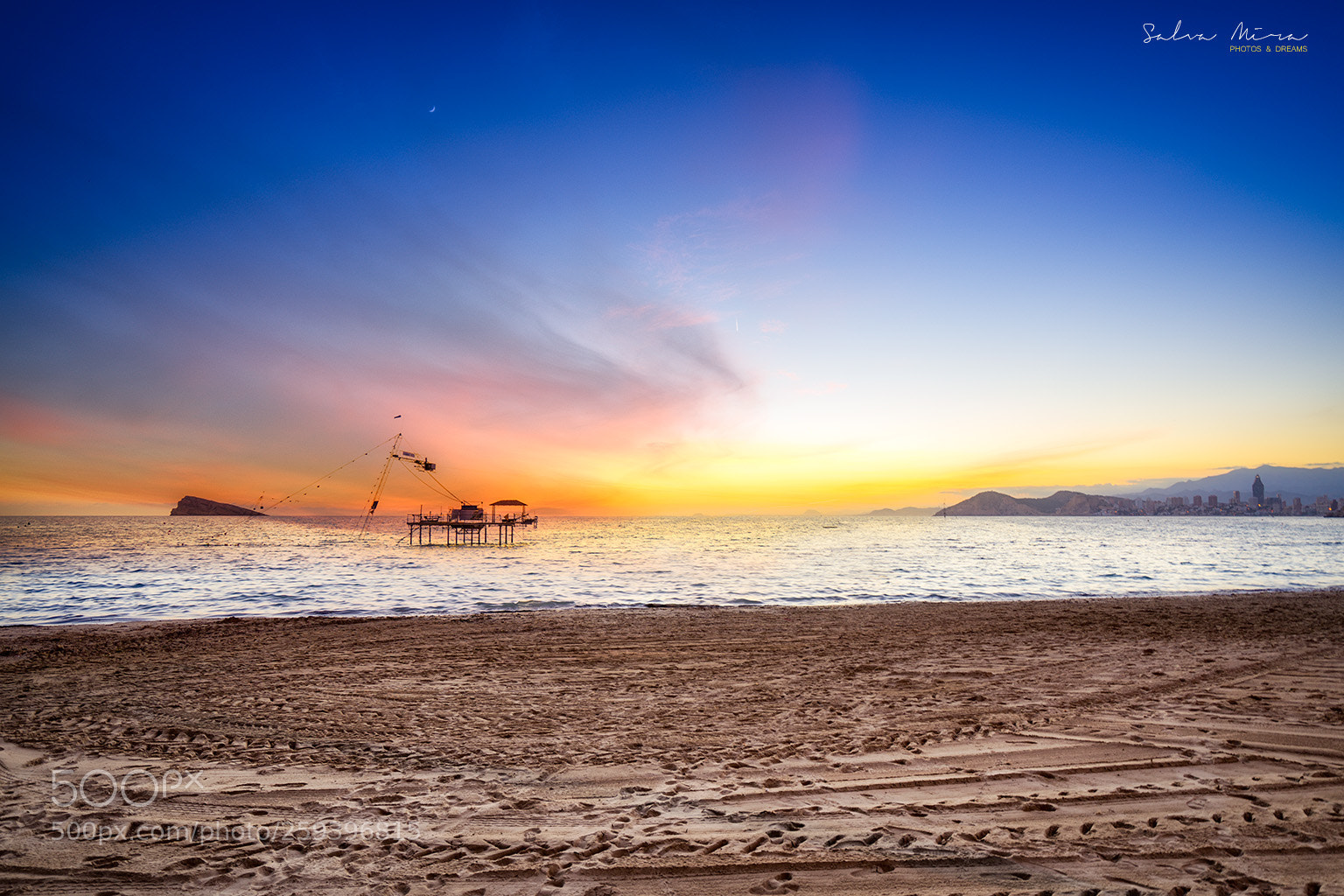 Sony a7 II sample photo. El cablesky y l'illa photography
