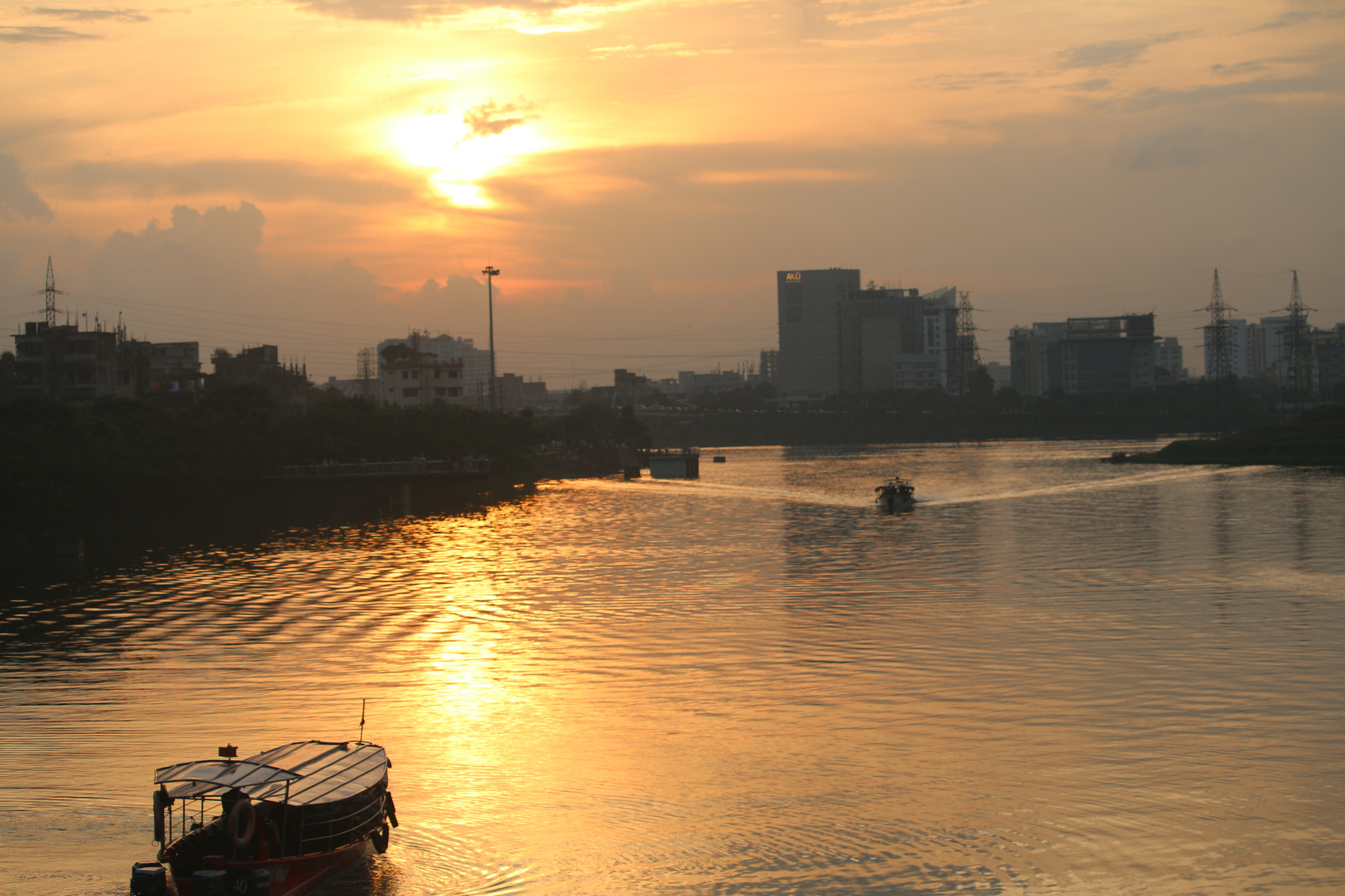 Canon EF-S 55-250mm F4-5.6 IS STM sample photo. Img photography