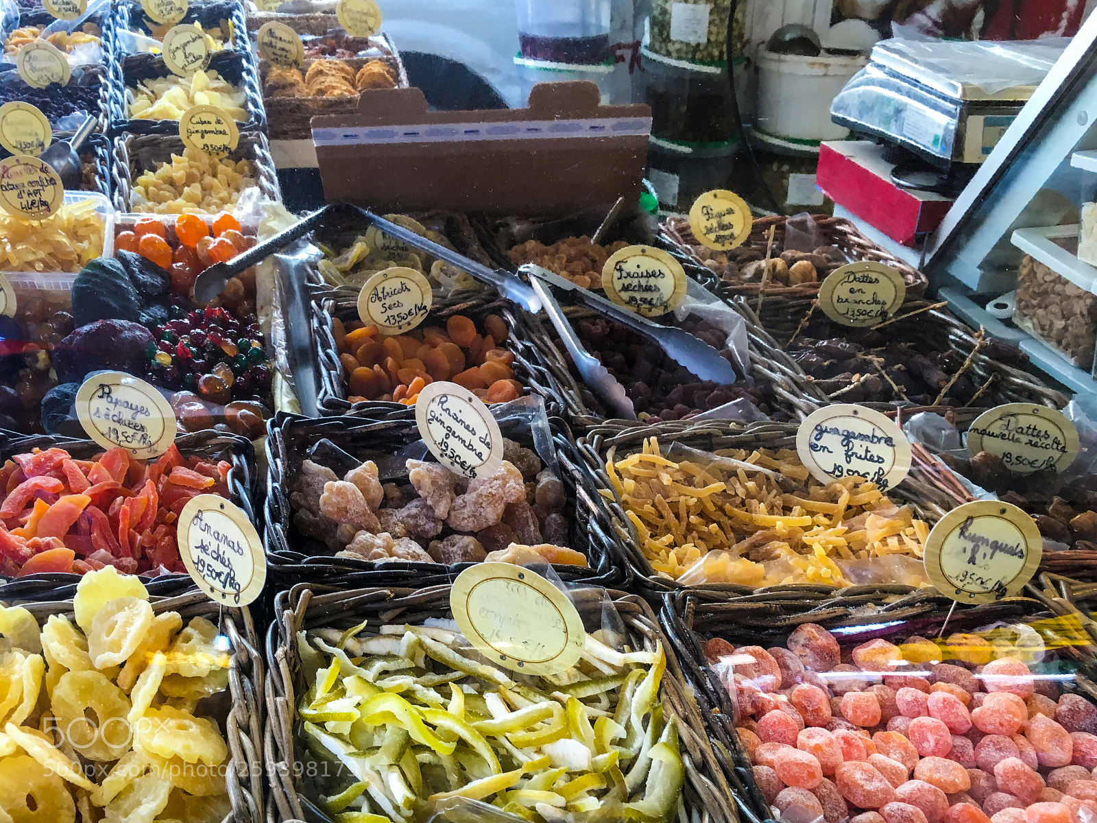 Apple iPhone 6s sample photo. Market in sanary photography