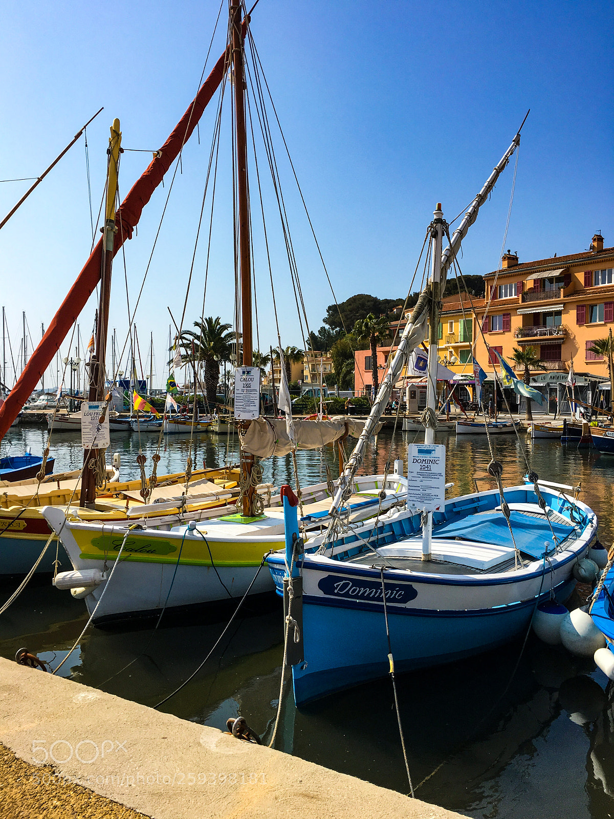 Apple iPhone 6s sample photo. Boats in sanary photography