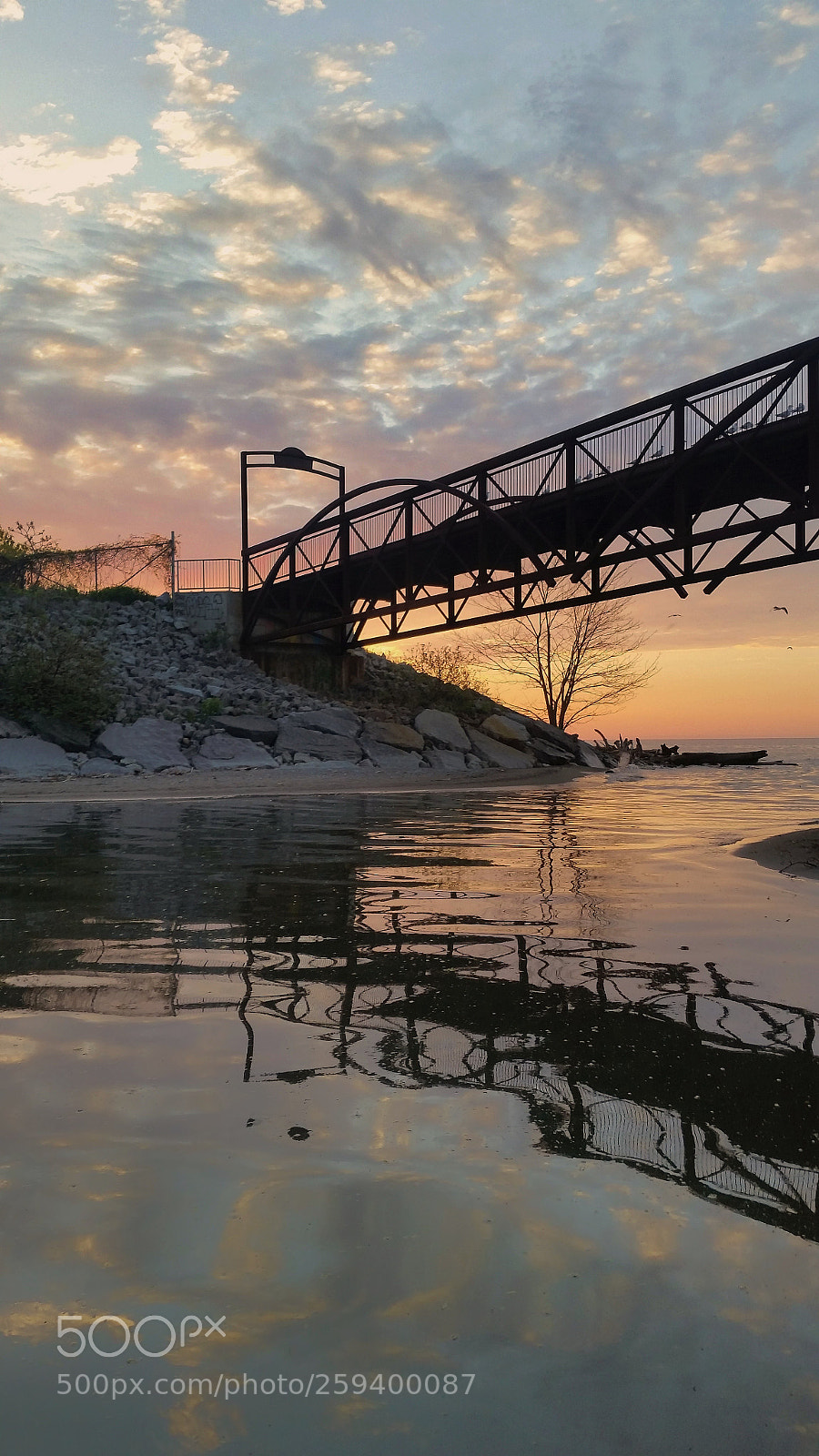 Samsung Galaxy S5 sample photo. River meets lake photography