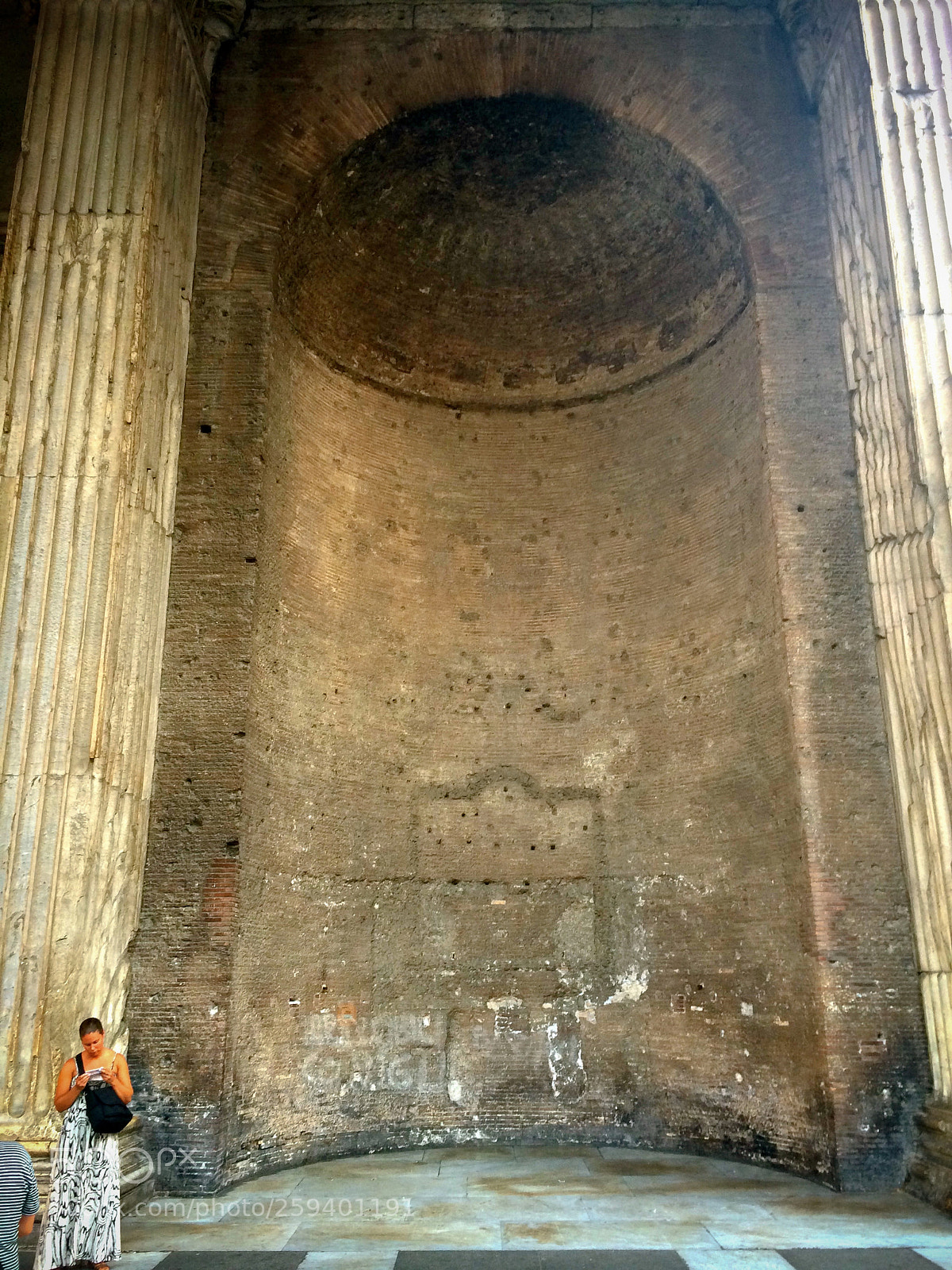 Apple iPhone 5s sample photo. Pantheon perspective photography