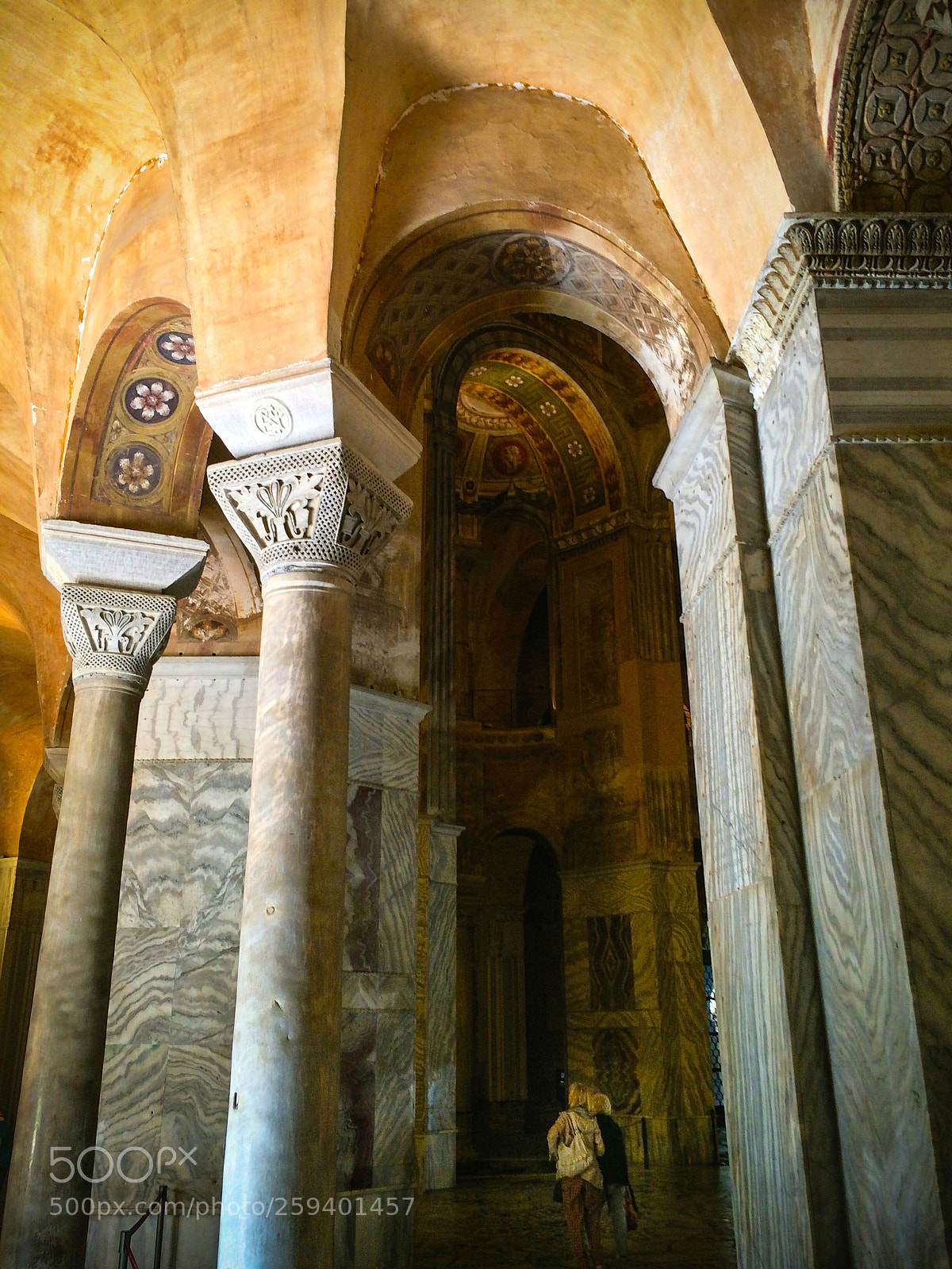Apple iPhone 5s sample photo. In the columns photography