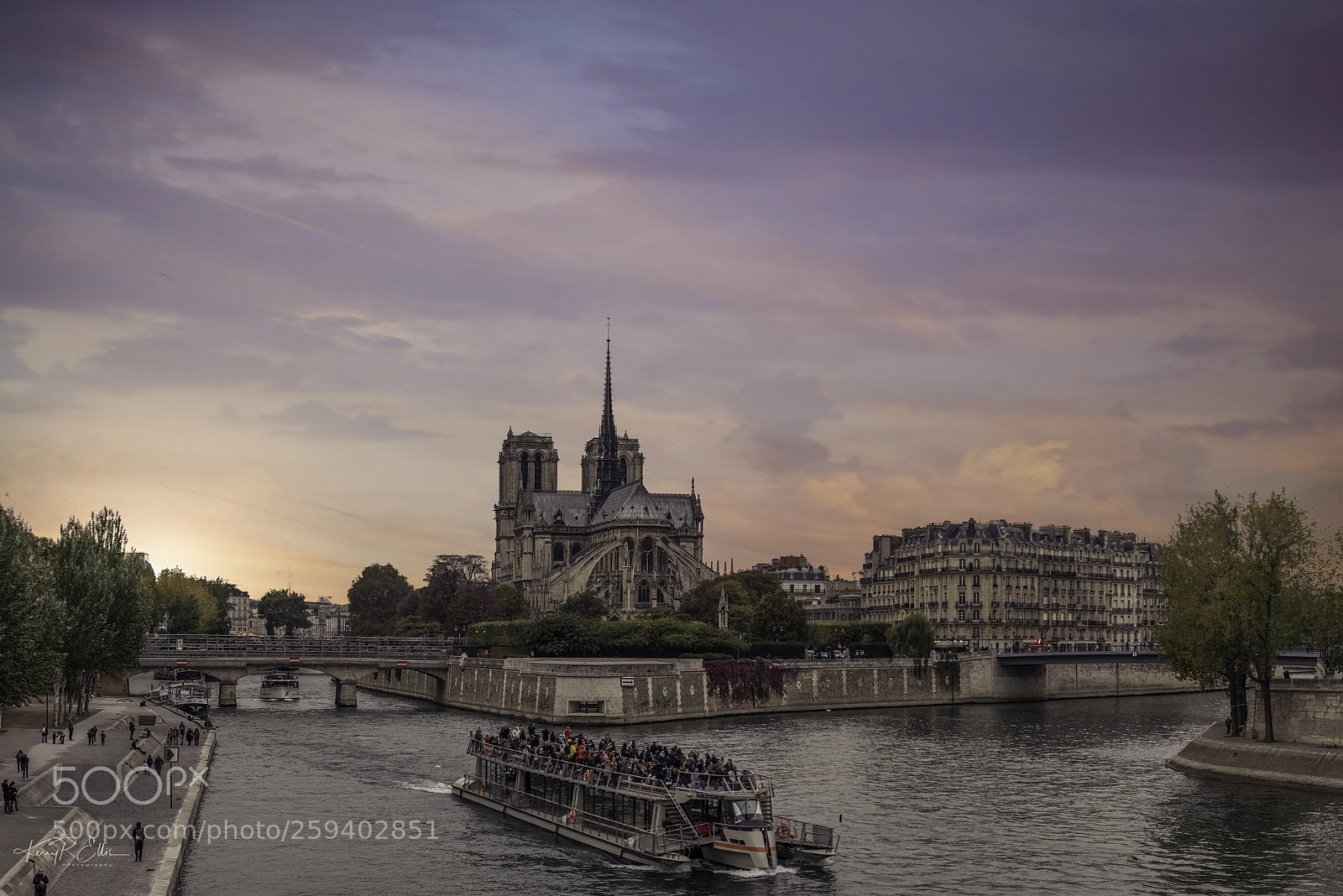 Nikon D810 sample photo. Notre dame sunset photography
