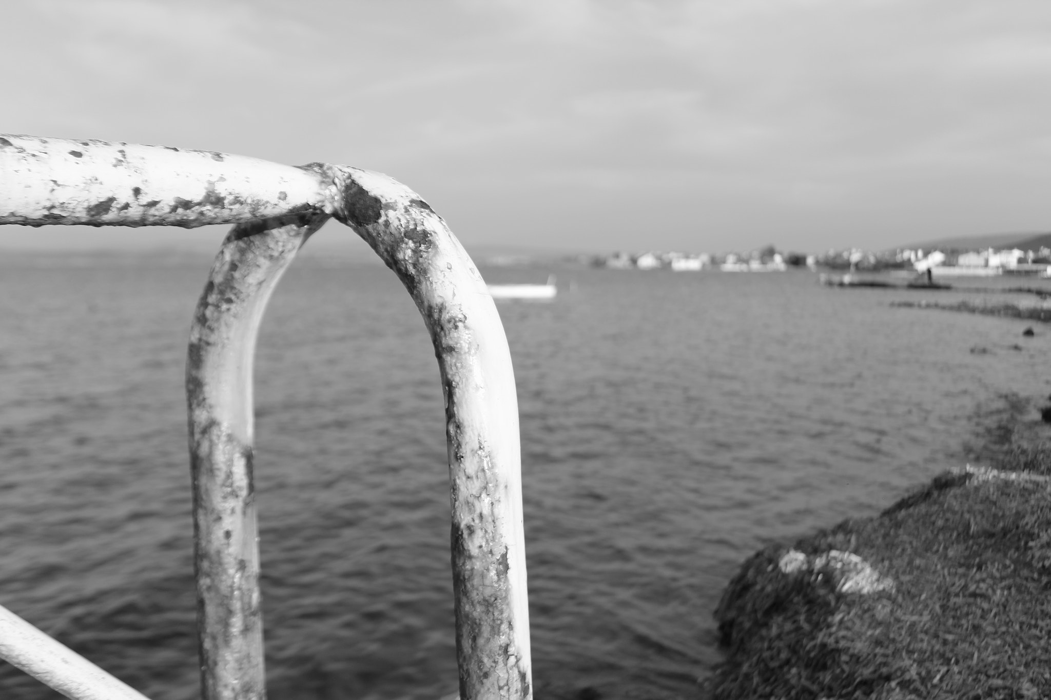 Canon EF-S 18-55mm F3.5-5.6 IS sample photo. Iron photography