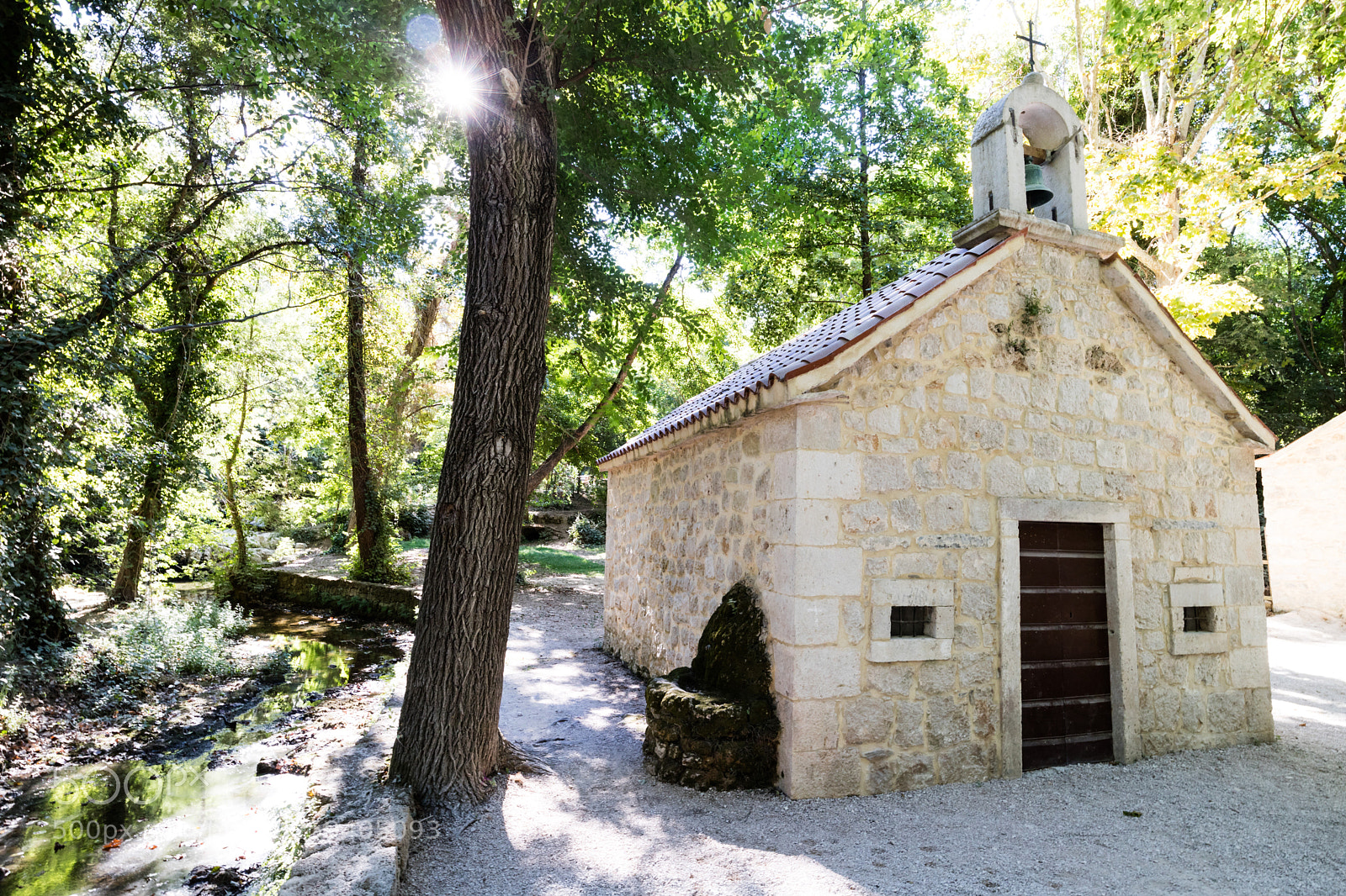 Canon EOS M3 sample photo. Chapel in krka national photography