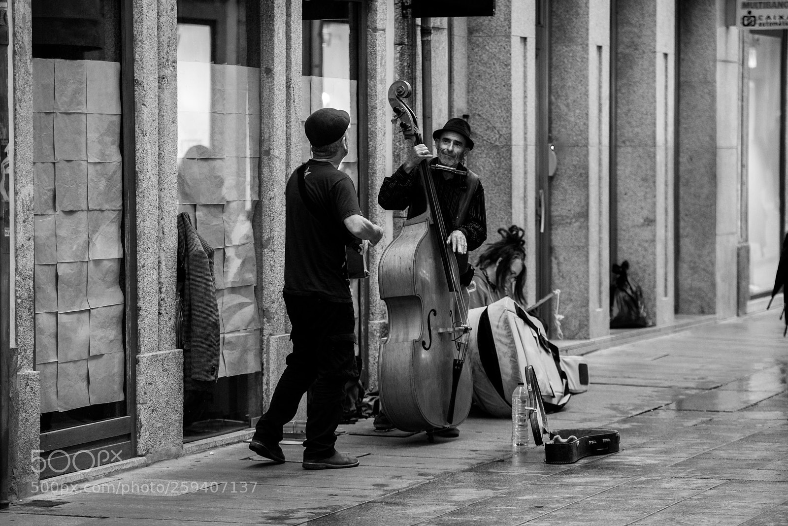Nikon D750 sample photo. Music on street photography