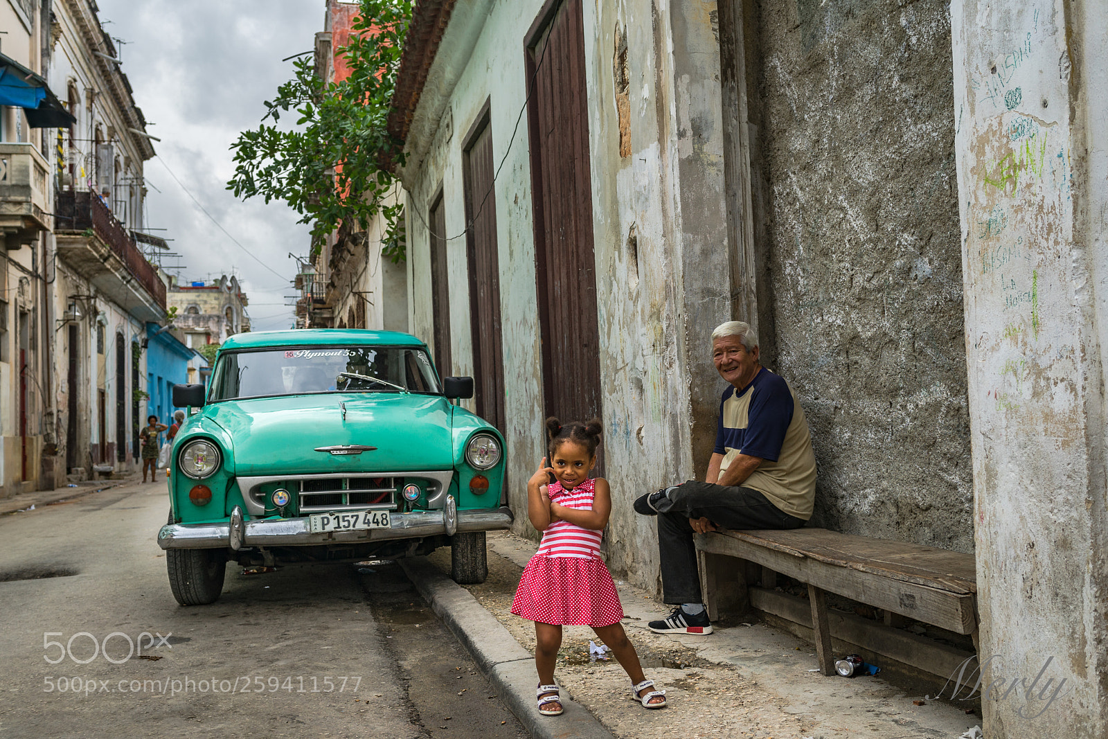 Sony a7 sample photo. Mix of races and photography