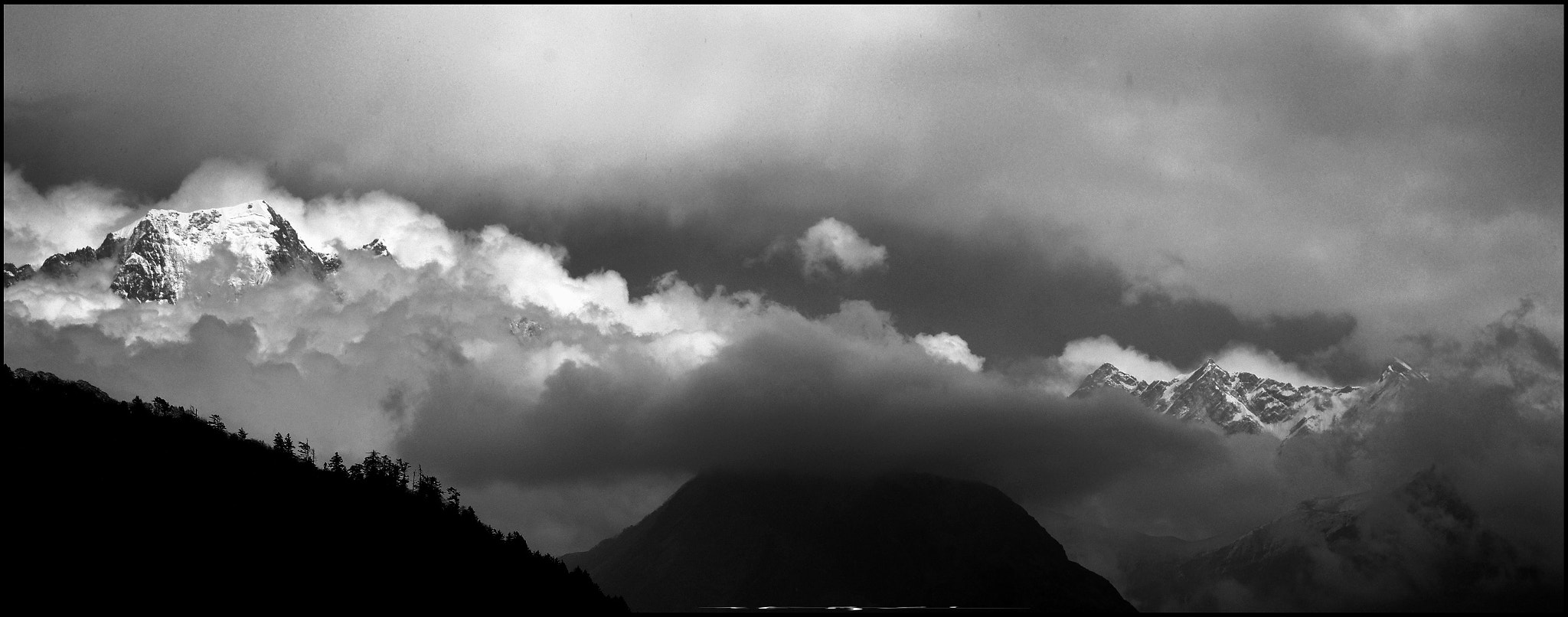 Sony Alpha DSLR-A900 sample photo. Nilgiri mt(7061m) & annapurna mt(8,091m) photography