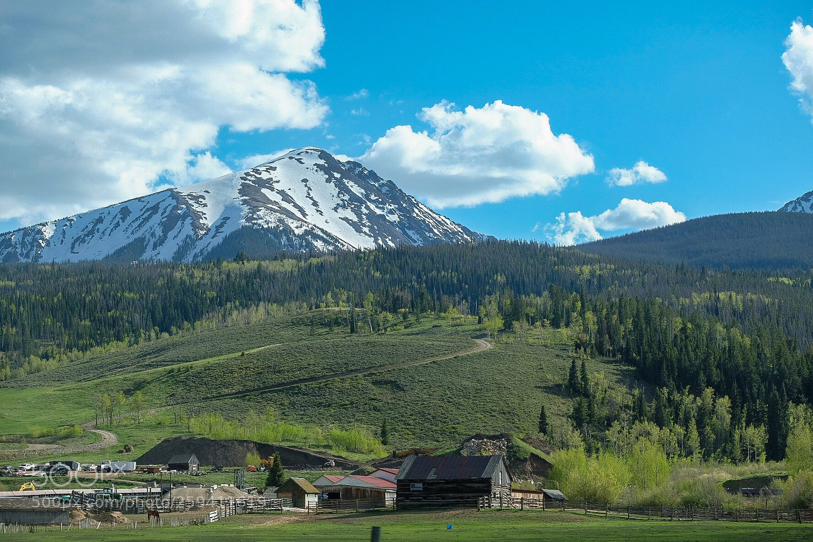 Fujifilm X-H1 sample photo. Road view, co  photography