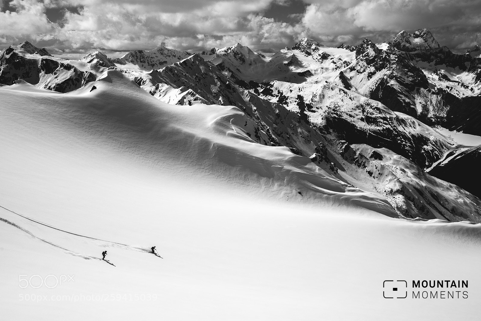 Nikon D610 sample photo. It's just skiing photography