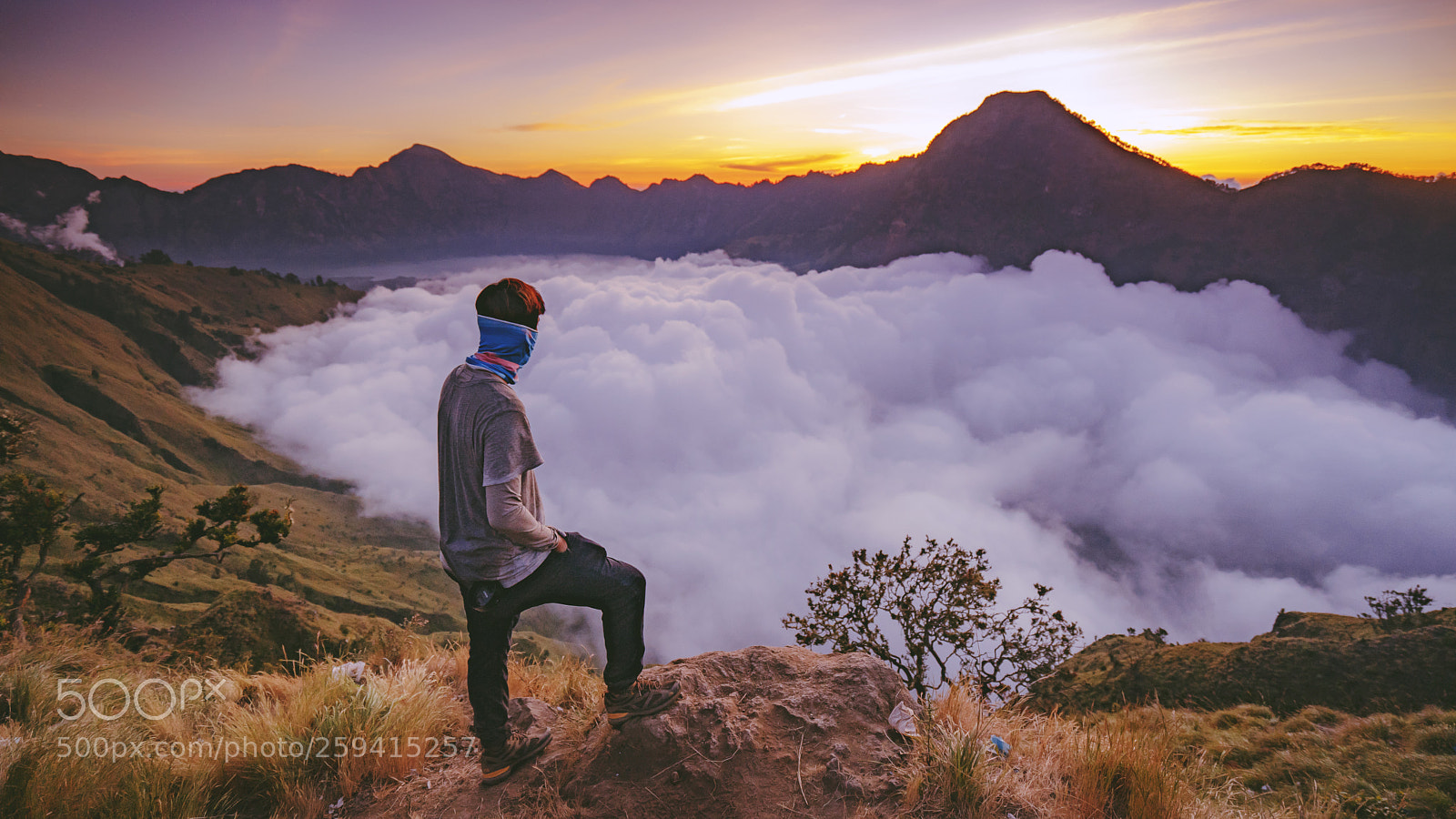 Sony a7 II sample photo. The man was relaxing photography