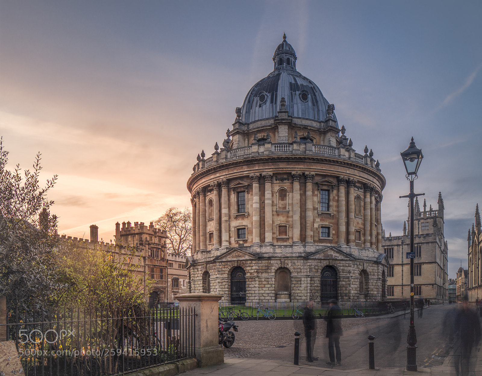 Canon EOS 5DS R sample photo. Radcliffe camera photography