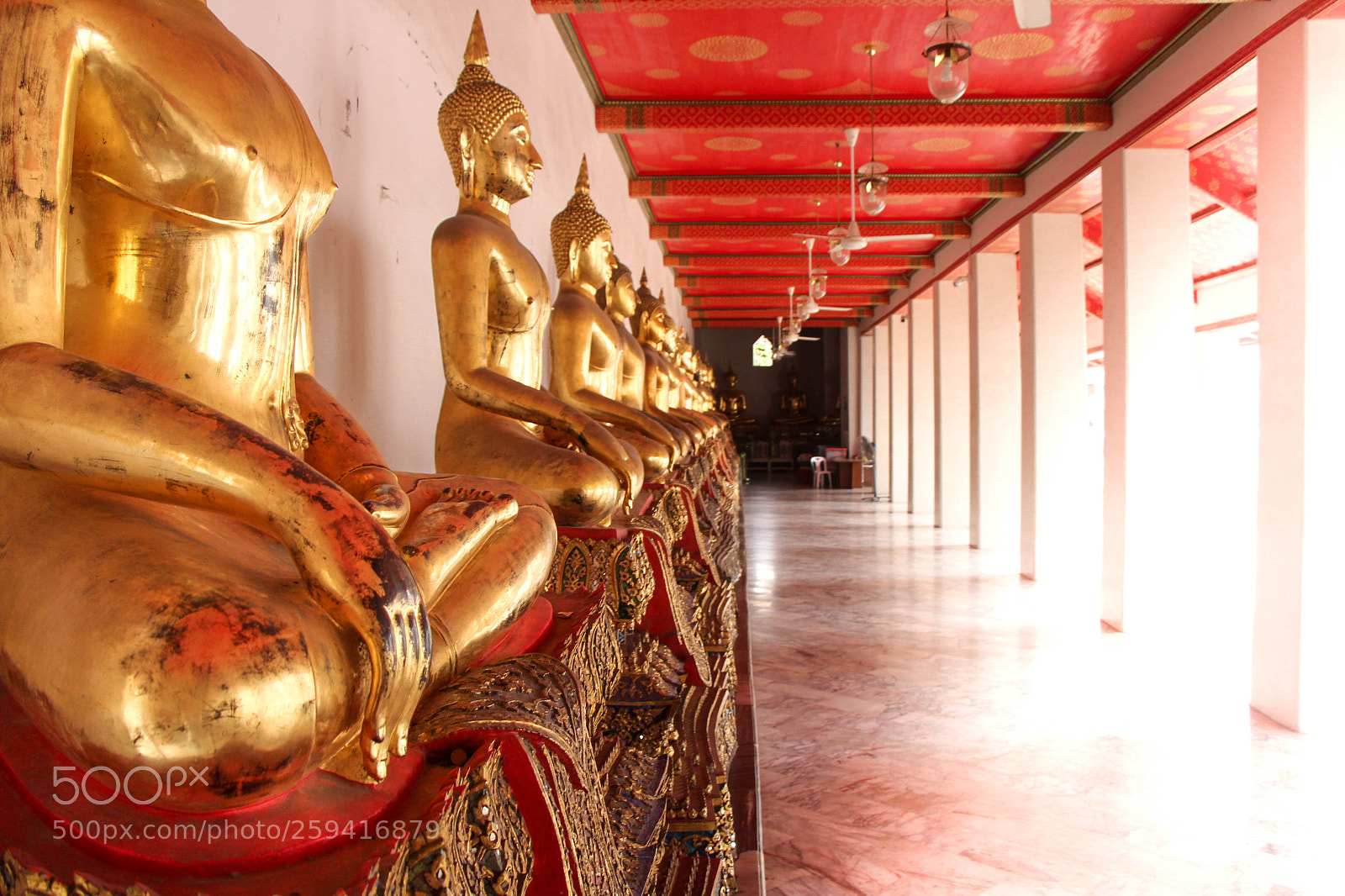 Canon EOS 700D (EOS Rebel T5i / EOS Kiss X7i) sample photo. The grand palace in photography