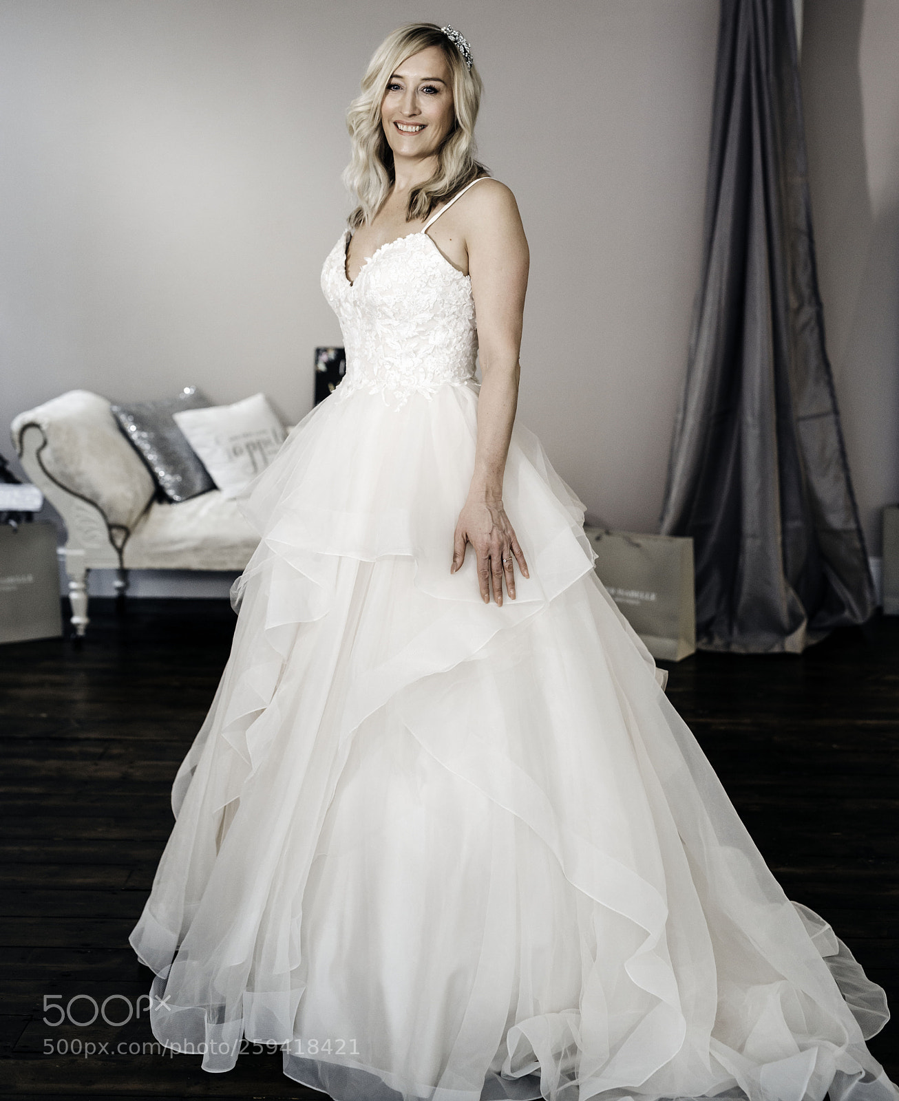 Nikon D800 sample photo. Shopping for that dress photography