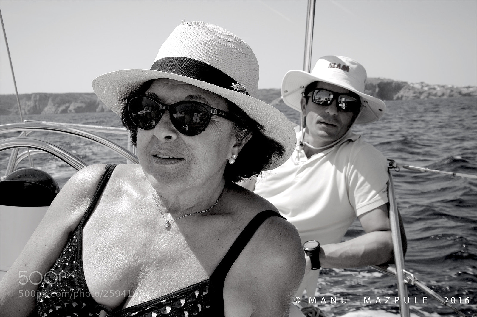 Canon EOS 70D sample photo. 86. people in girona. catalunya... photography