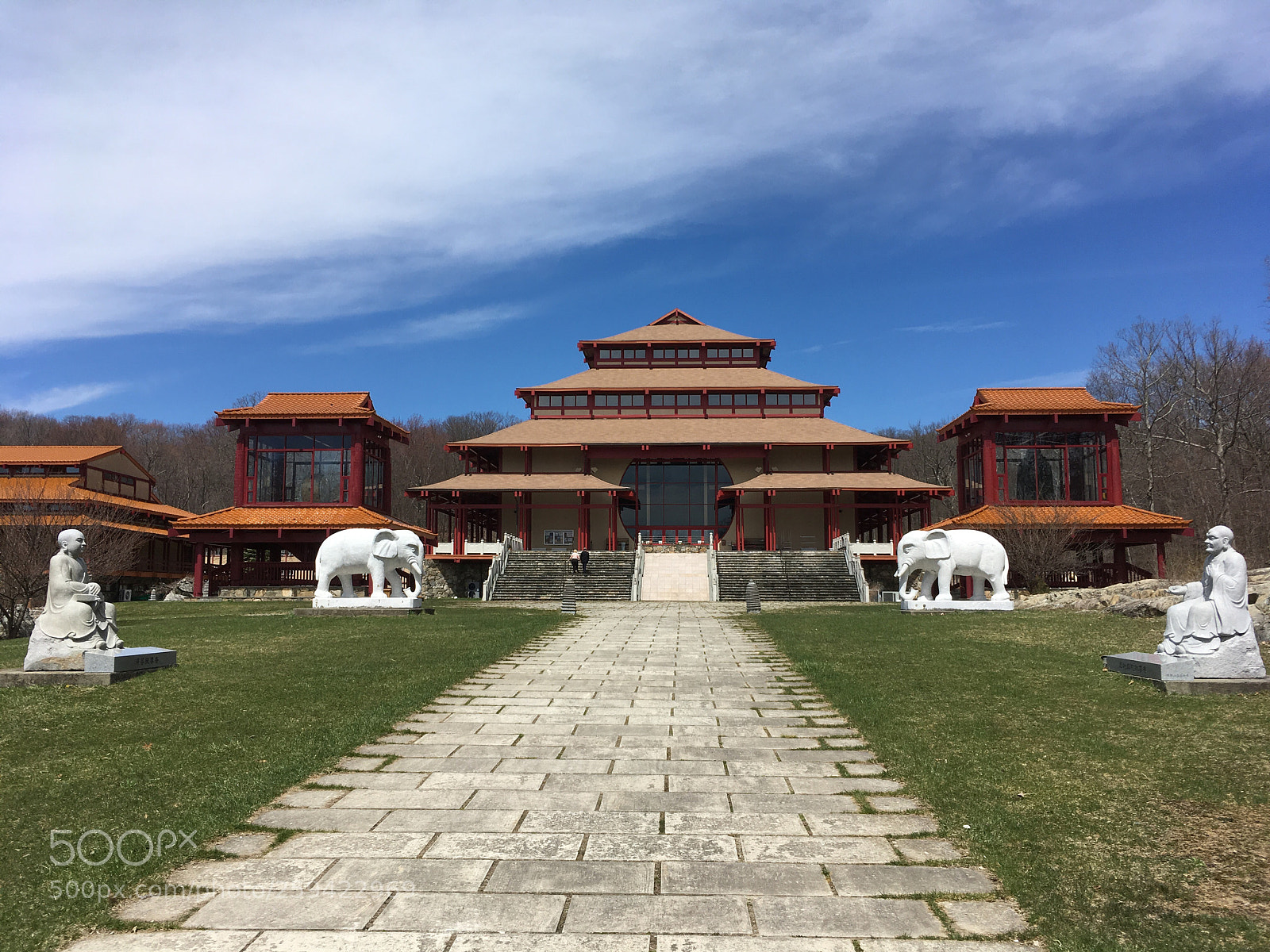 Apple iPhone SE sample photo. Buddhist monastery photography