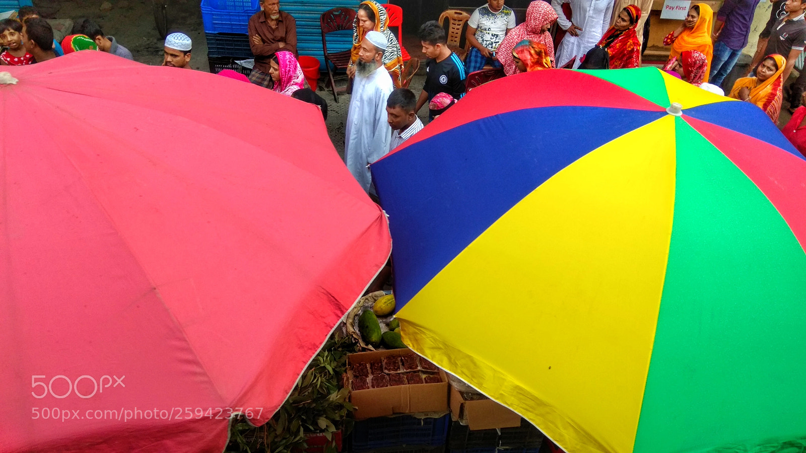 Xiaomi Redmi Note 4 sample photo. Colours in the city photography