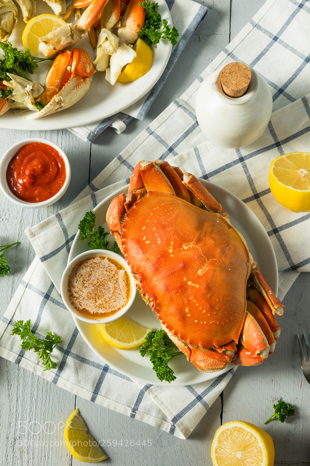 Canon EOS 5D Mark IV sample photo. Fresh caught dungeness crab photography