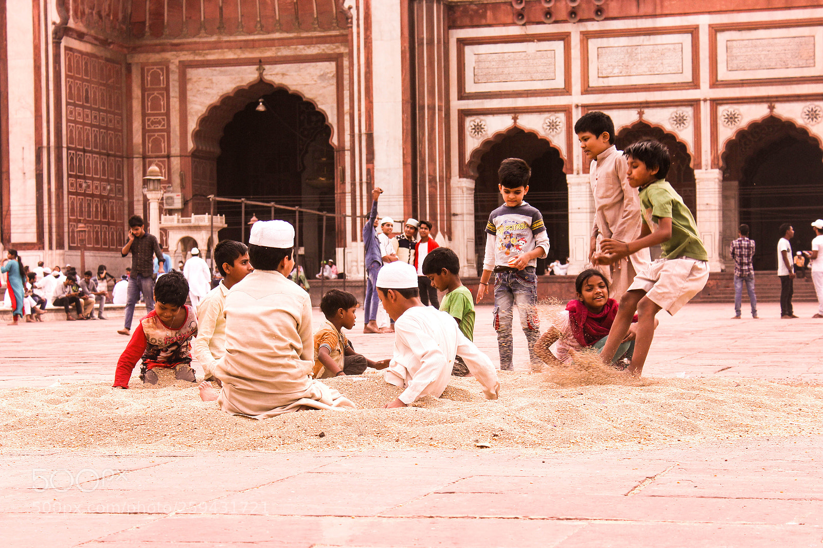 Canon EOS 700D (EOS Rebel T5i / EOS Kiss X7i) sample photo. Divide by religion, unite photography