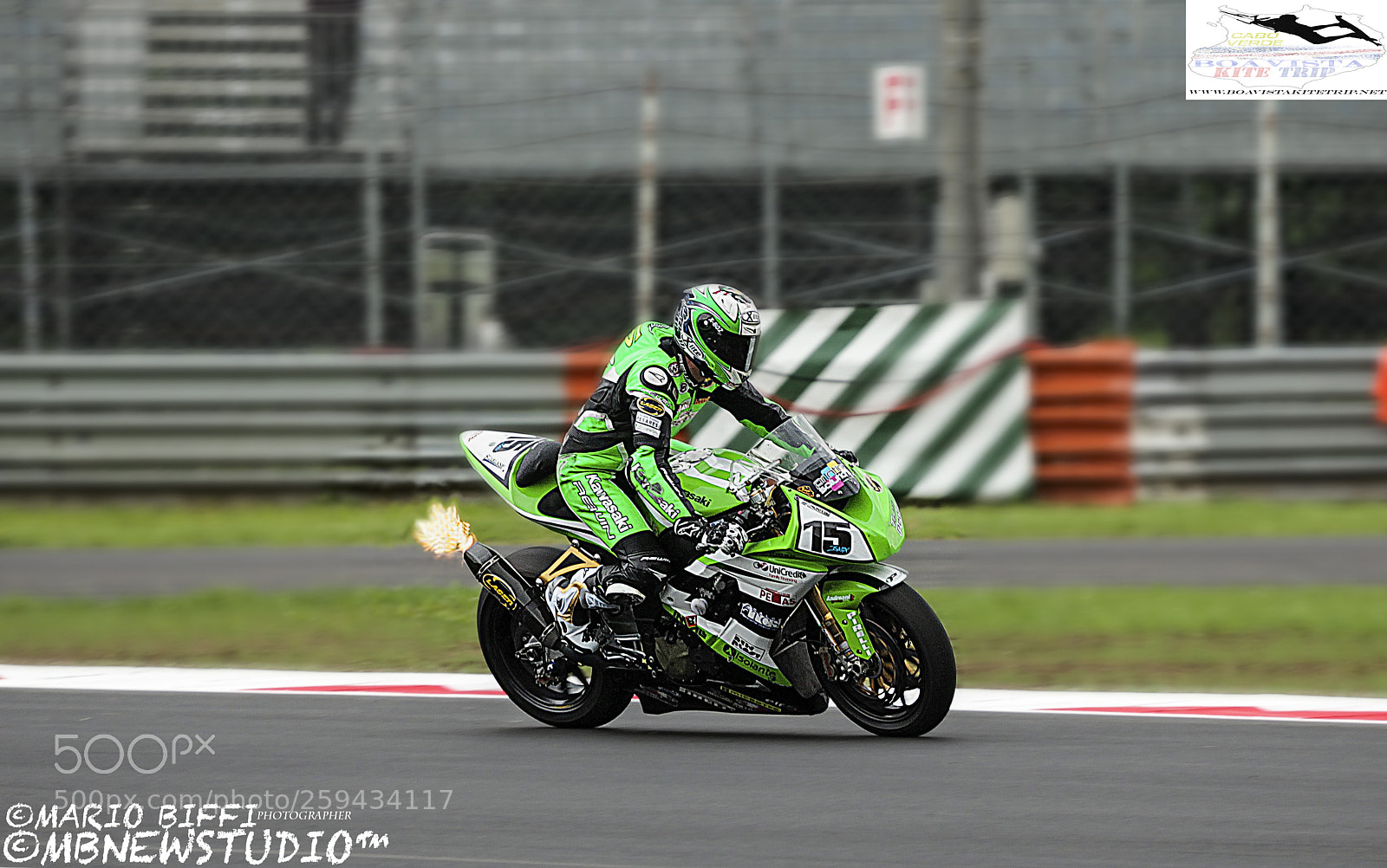 Canon EOS 5D Mark II sample photo. Sbk in monza circuit photography