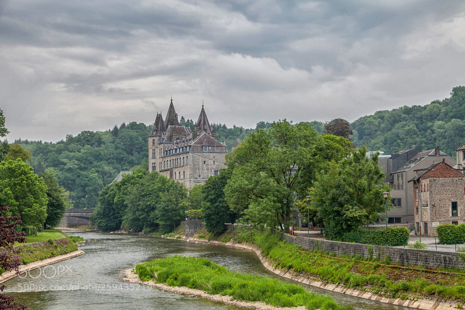 Canon EOS 5D Mark II sample photo. Durbuy castle photography