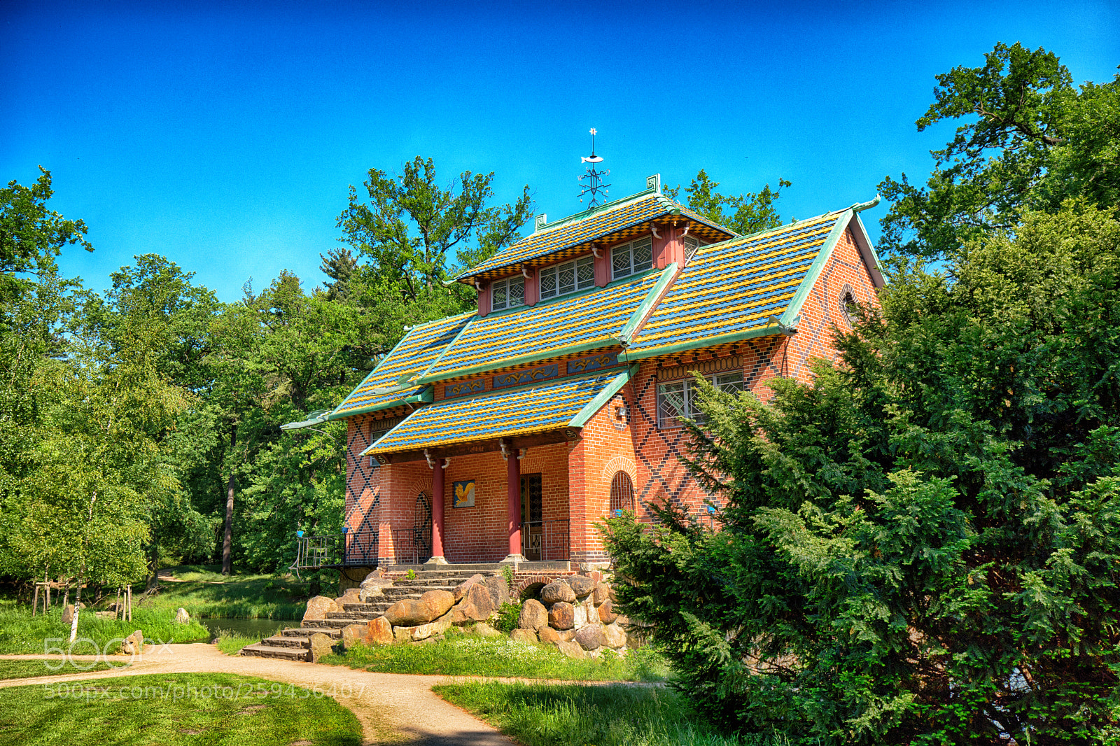 Canon EOS 5D Mark IV sample photo. Das teehaus im park photography