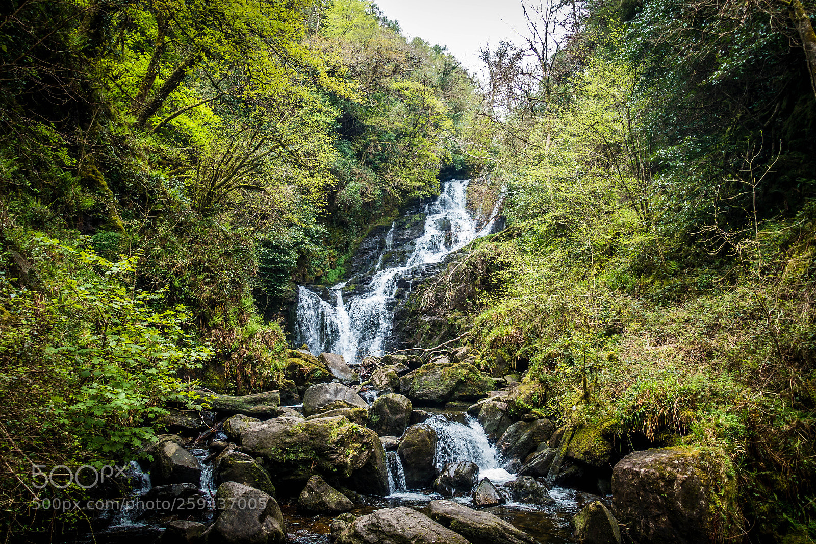 Sony Cyber-shot DSC-RX100 III sample photo. Touristy falls photography