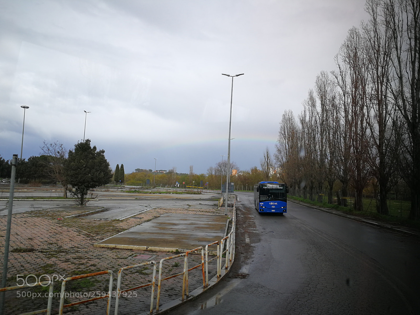 HUAWEI P10 sample photo. Bus photography