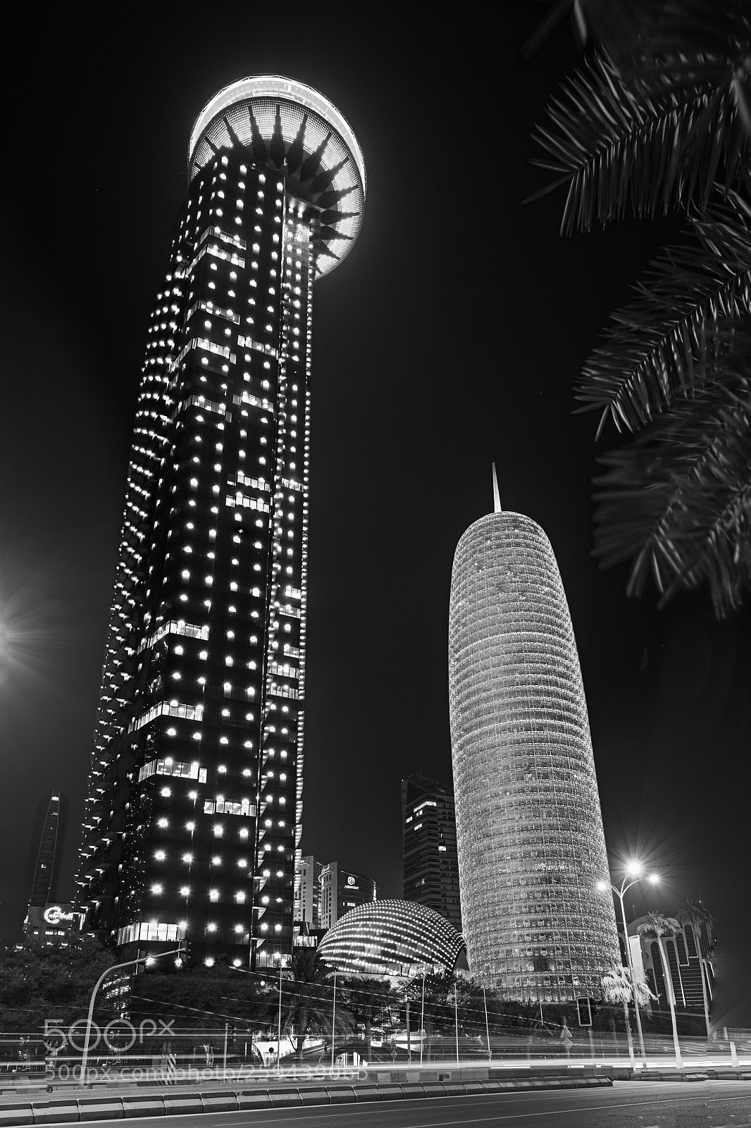 Fujifilm X-T2 sample photo. Doha tower photography