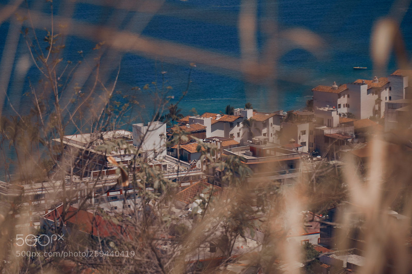 Canon EOS 70D sample photo. Old roof photography