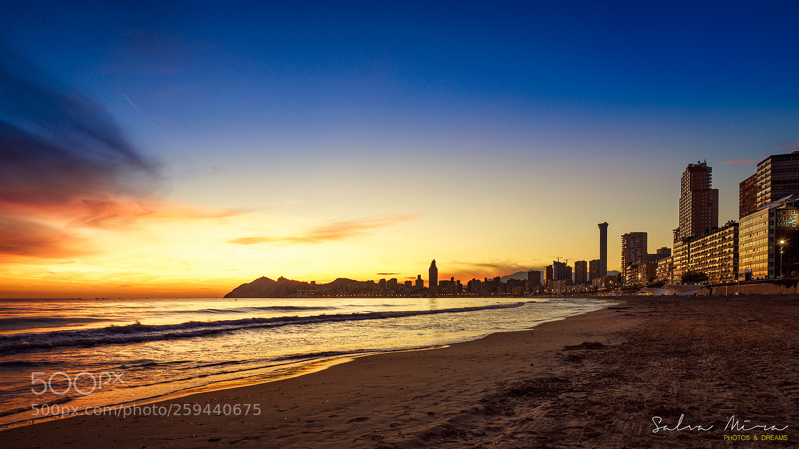 Sony a7 II sample photo. Capvespre a la platja photography