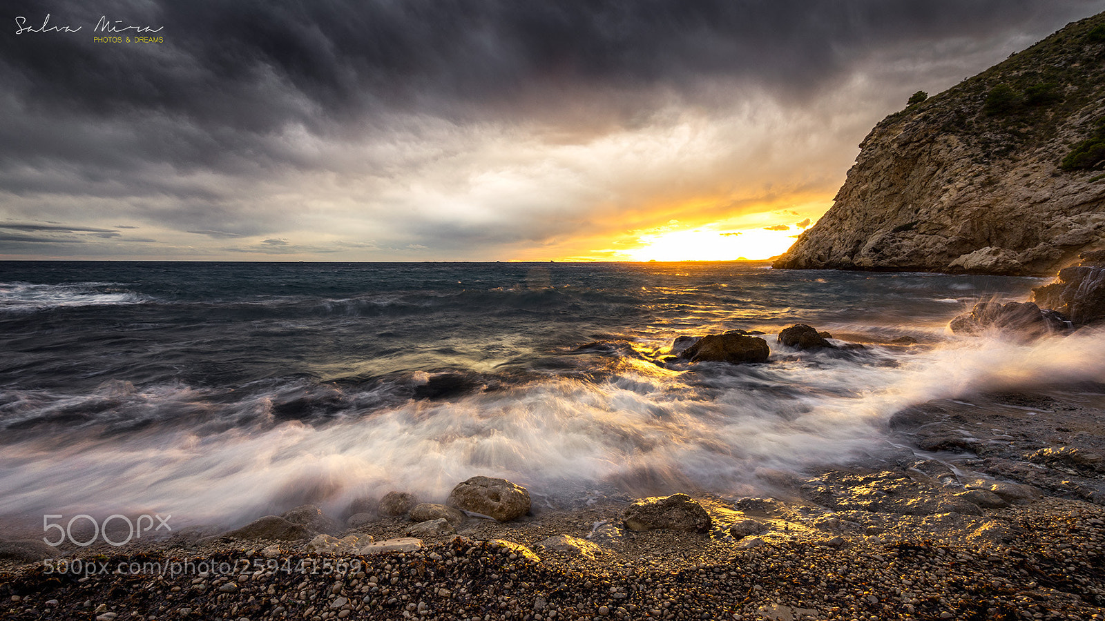 Sony a7 II sample photo. Capvespre en la cala photography