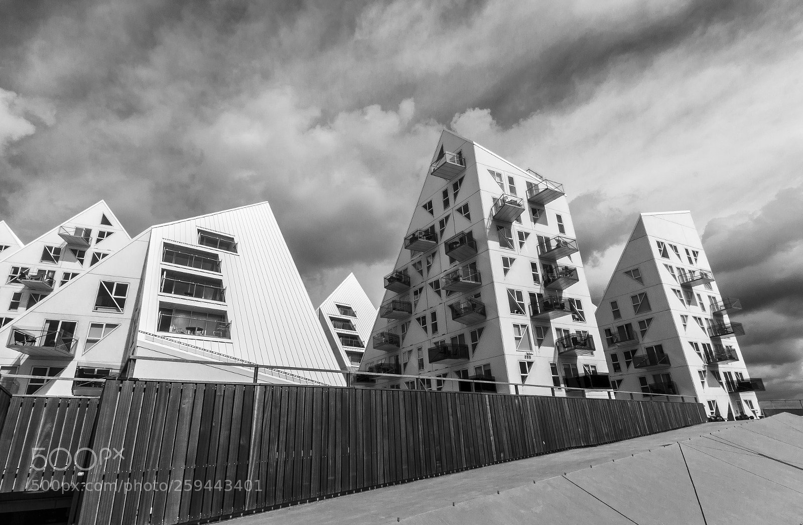 Canon EOS 600D (Rebel EOS T3i / EOS Kiss X5) sample photo. Aarhus harbor photography