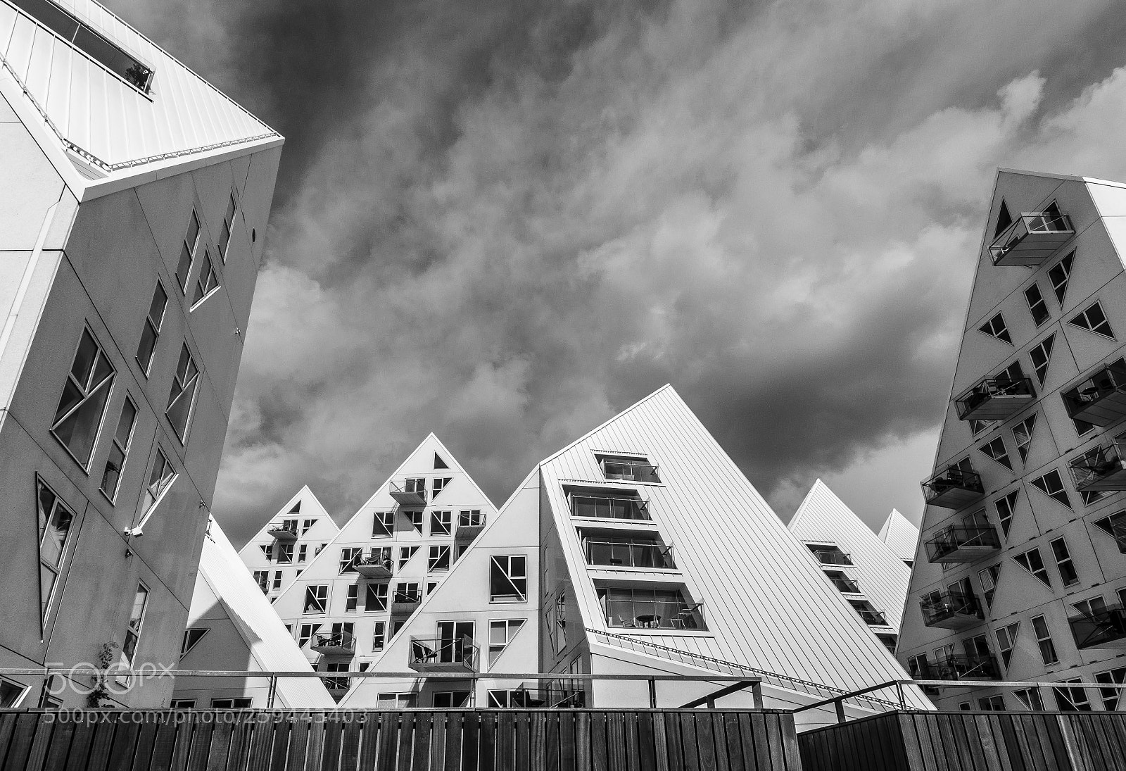 Canon EOS 600D (Rebel EOS T3i / EOS Kiss X5) sample photo. Aarhus harbor photography