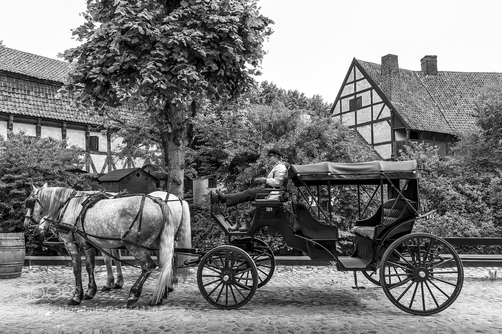 Canon EOS 600D (Rebel EOS T3i / EOS Kiss X5) sample photo. Den gamle by museum photography